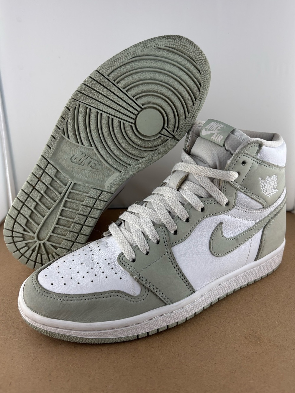 Nike Air Jordan 1 High OG Seafoam White Athletic Shoes 9 Womens CD0461-002